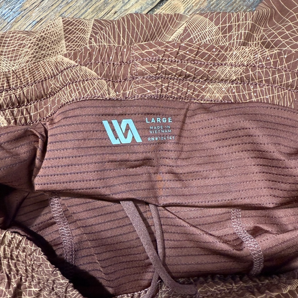 Men’s L Brown/Tan Athletic Lined Shorts - Picture 5 of 5